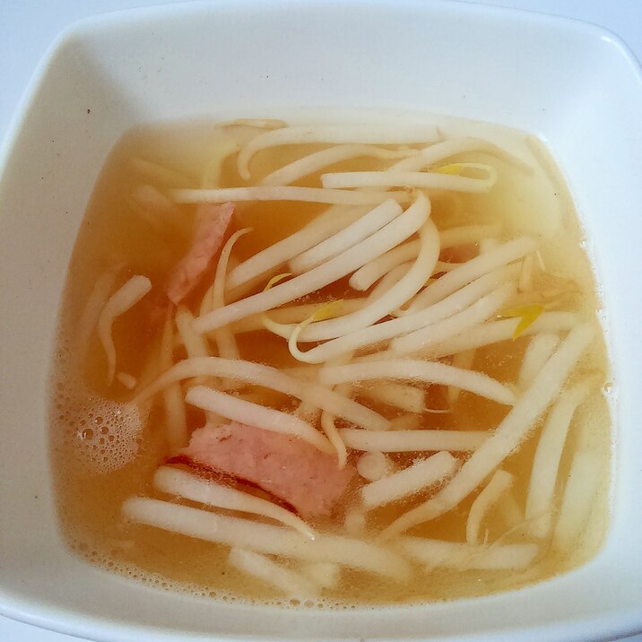 レンジで簡単 もやしとソーセージのコンソメスープ レシピ 作り方 By みずたまsweet 楽天レシピ レンジで簡単 もやしとソーセージのコンソメスープ レシピ 作り方 By みずたまsweet 楽天レシピ